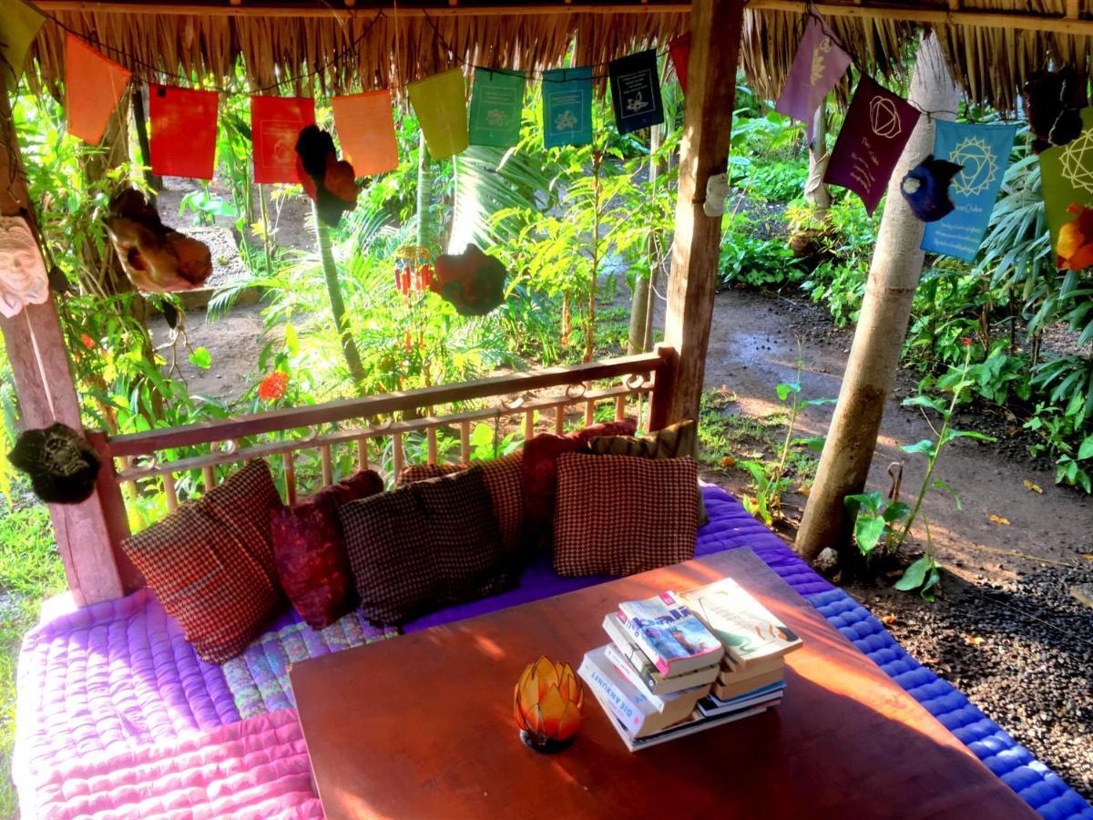 Mango Moon Hotel Pemuteran  Bagian luar foto